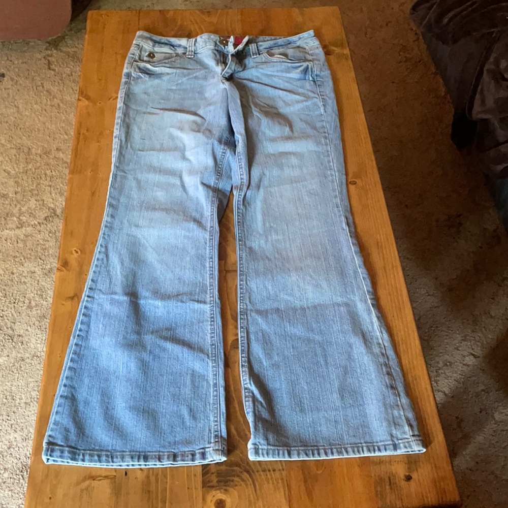 Glo Jean